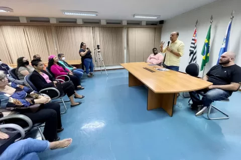 foto08-Prefeito-Edinho-empossa-novos-integrantes-do-Conselho-do-Orcamento-Participativo-eleitos-nas-plenarias-regionais-e-tematicas-18ago22-Yuri-Sabino